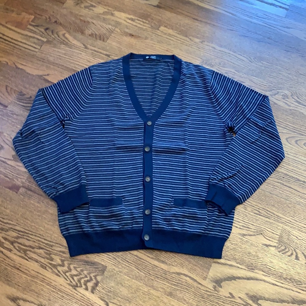 EUC J. Crew Factory V-Neck Cardigan Sweater; Size XL